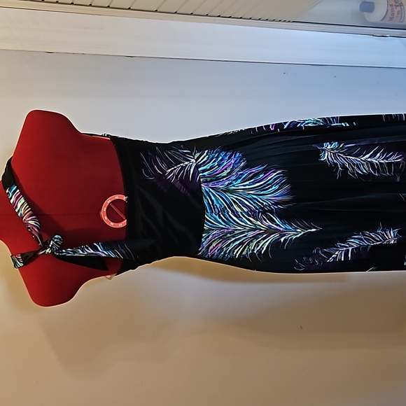 Speechless Ladies Dress BNWT Pleated - Picture 7 of 12